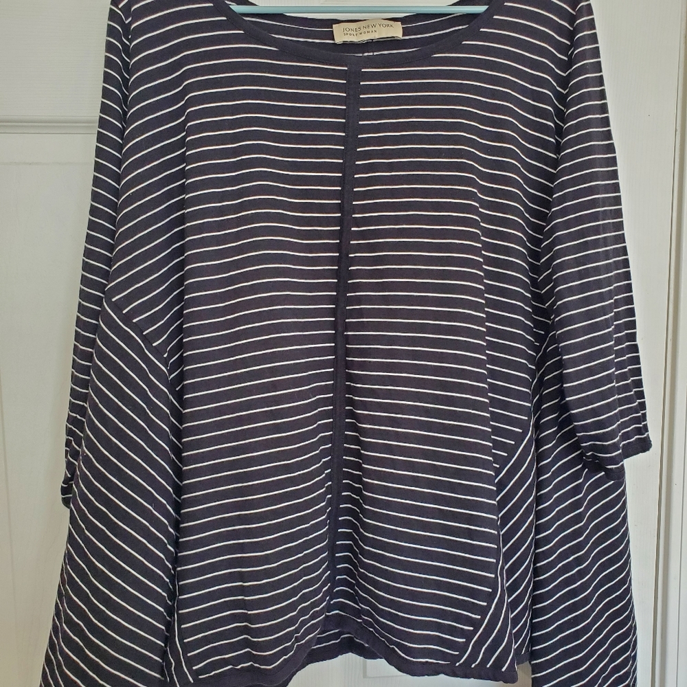 Jones New York Flowy Top